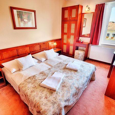 Hotel Irottkoe Kőszeg Esterno foto