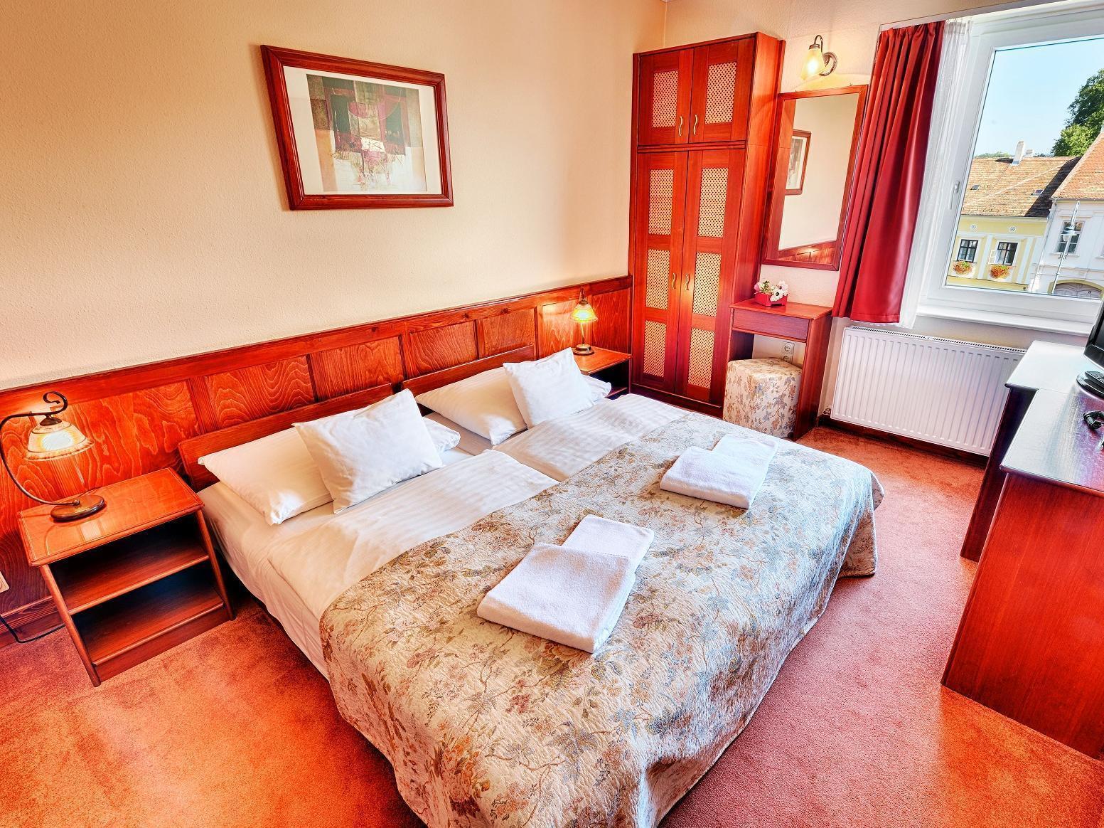 Hotel Irottkoe Kőszeg Esterno foto