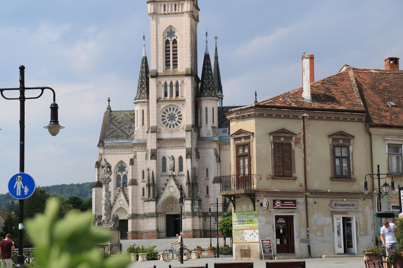 Hotel Irottkoe Kőszeg Esterno foto