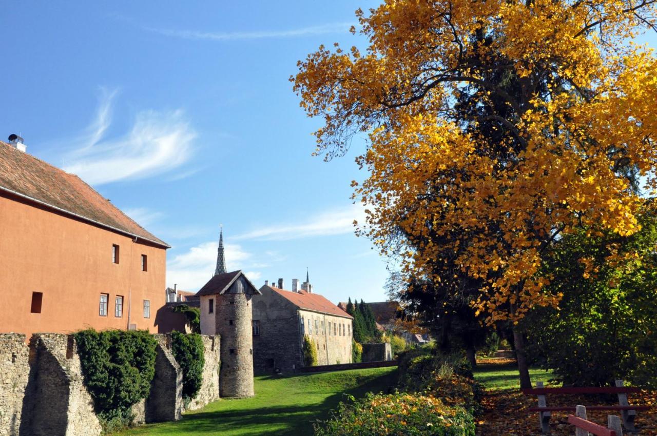 Hotel Irottkoe Kőszeg Esterno foto
