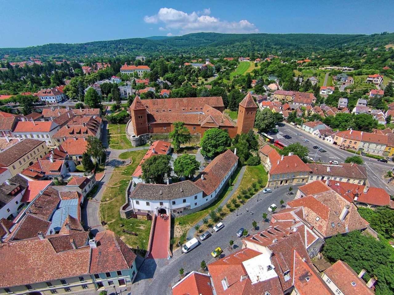 Hotel Irottkoe Kőszeg Esterno foto